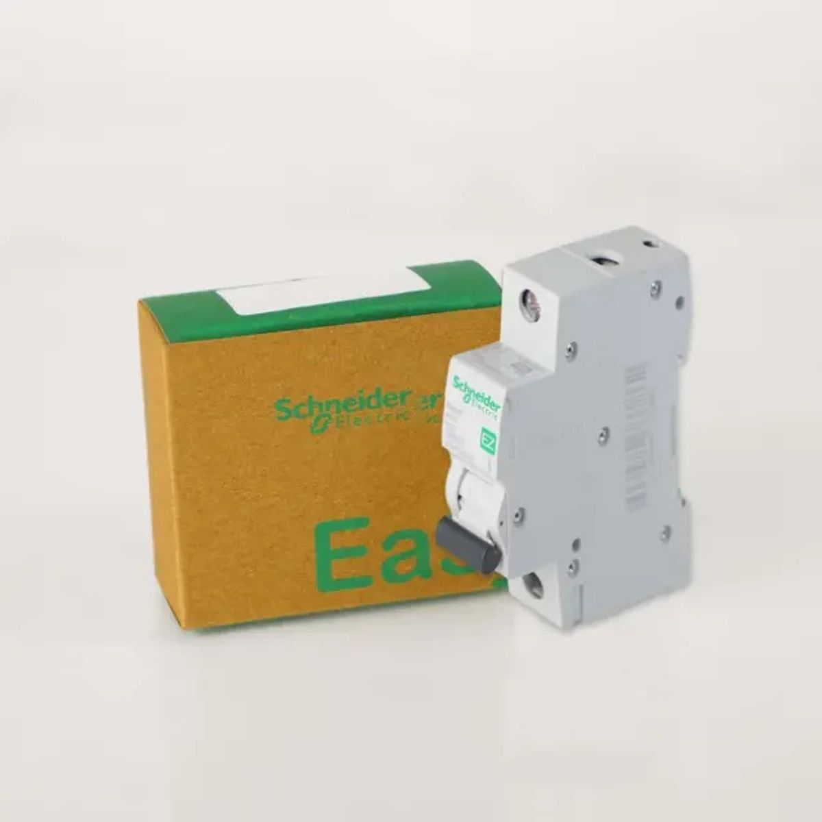 Schneider Easy9 1P 16 Amp C 6000 Amp MCB | 240V | 16 Amp Compact Circuit Breaker