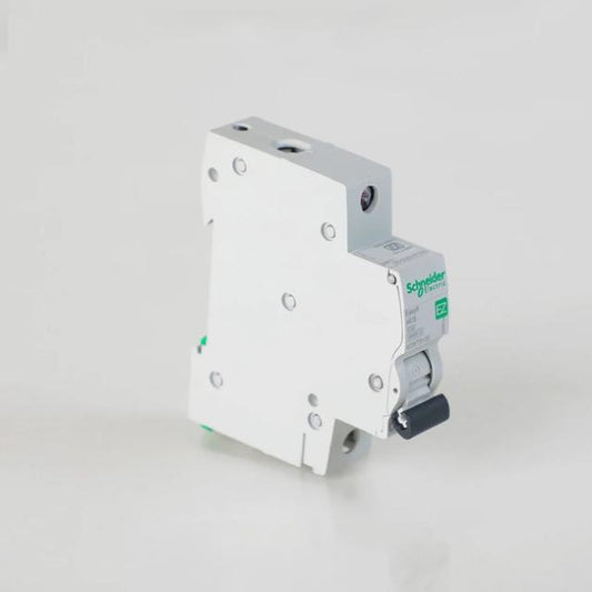 Schneider Easy9 1P 32 Amp C 6000 Amp MCB | 240V | 1 Pole Circuit Breaker