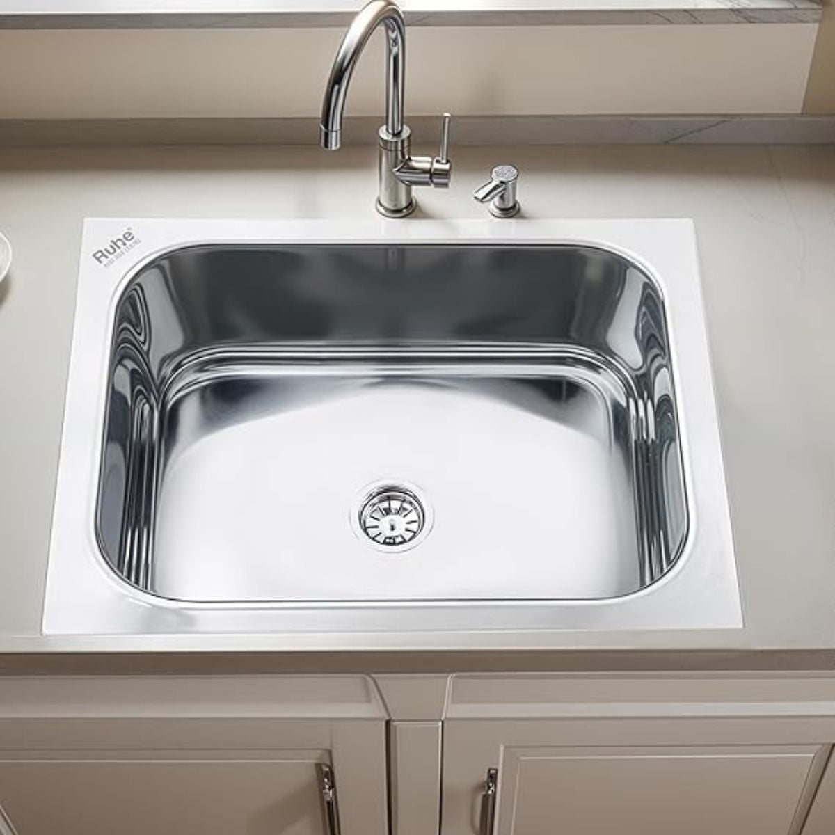 Ruhe Hydraulic Square Single Bowl Kitchen Sink